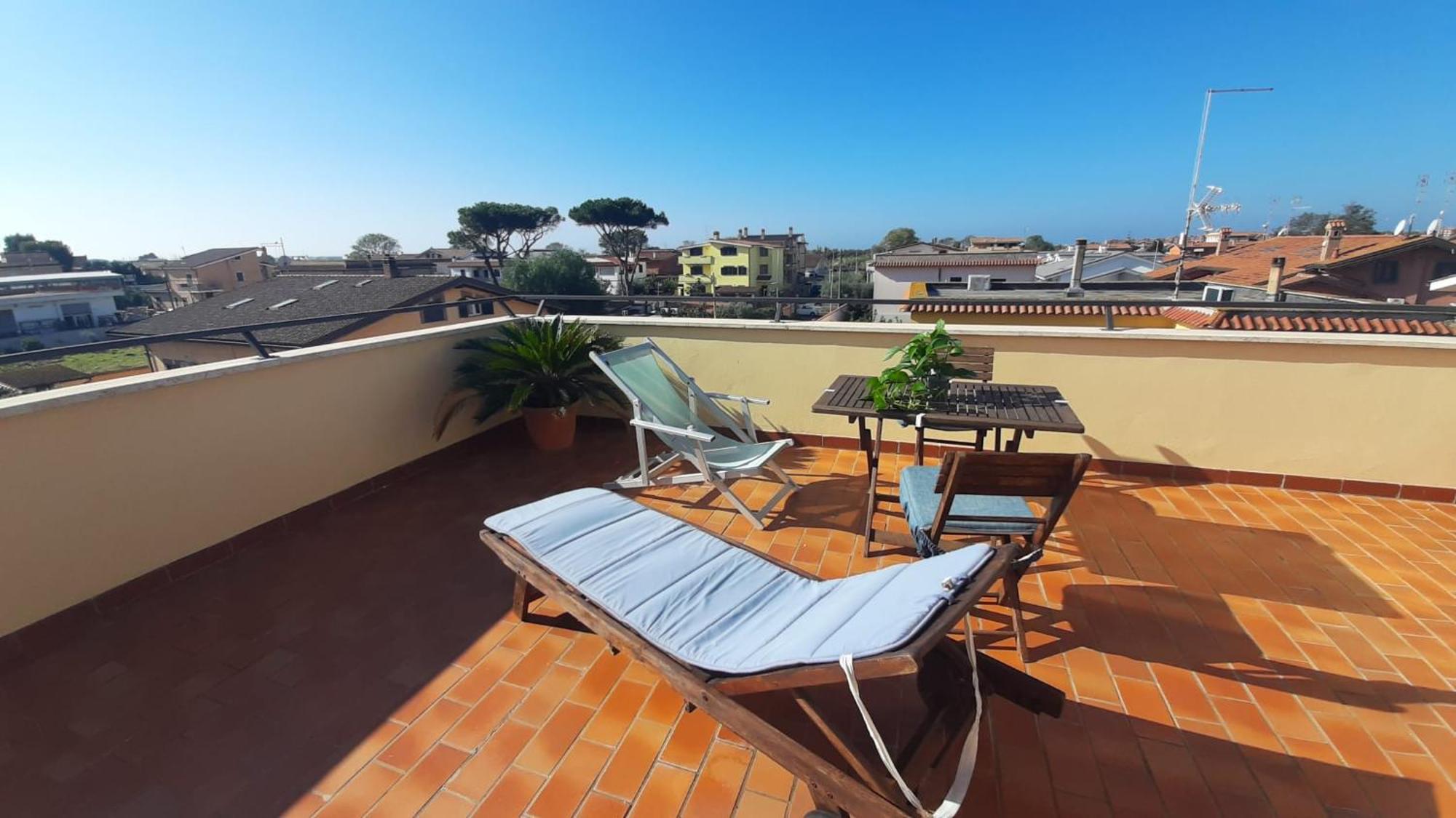 La Terrazza Sul Faro Διαμέρισμα Φιουμιτσίνο Εξωτερικό φωτογραφία